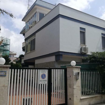 Ferienwohnung Cento Passi Dal Mare Geata Exterior foto